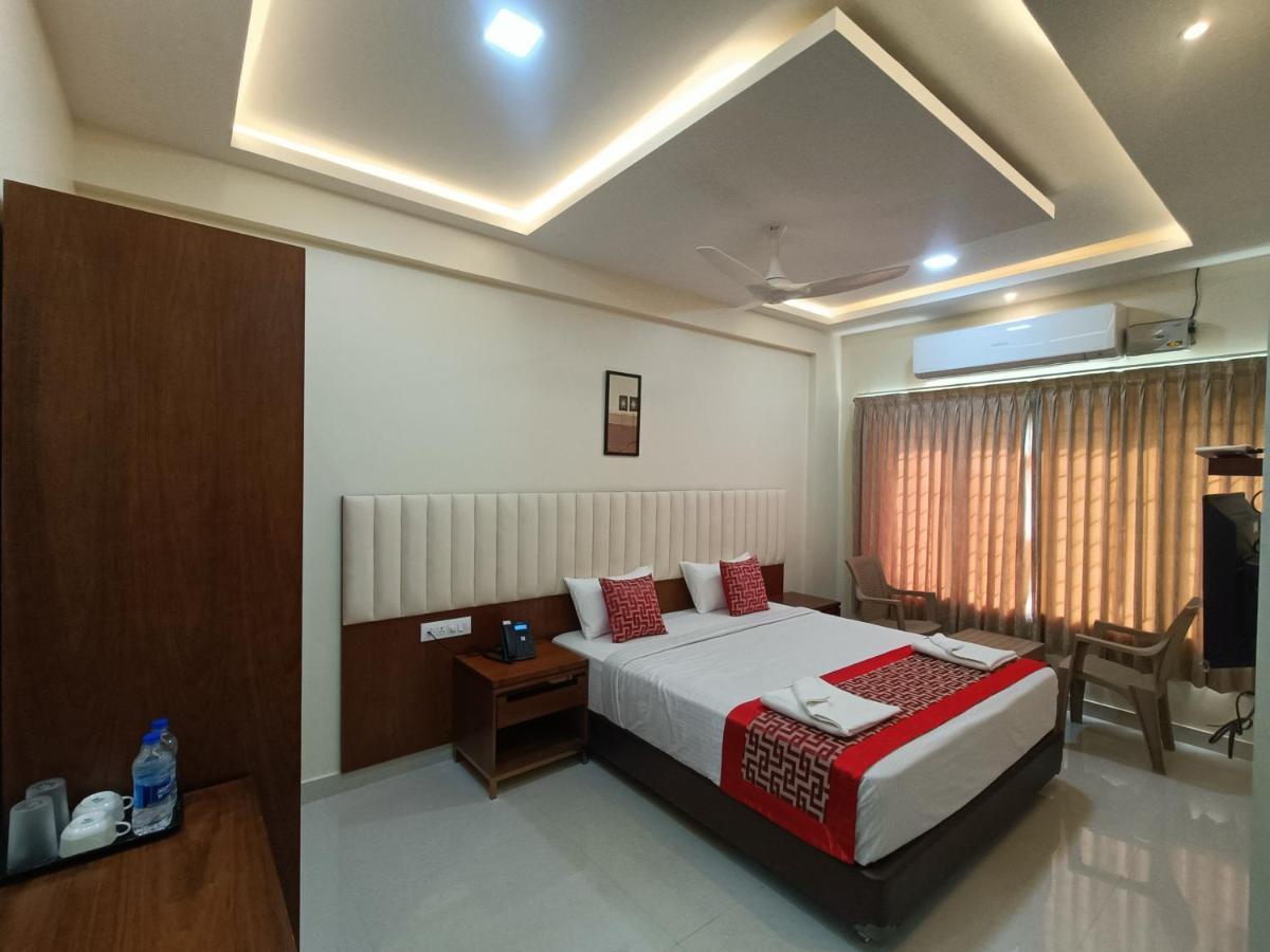 Sri Aswin Grand Hotel Nāmakkal Exterior foto
