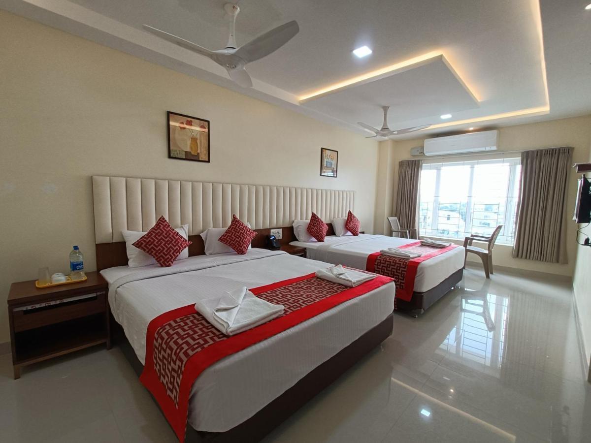 Sri Aswin Grand Hotel Nāmakkal Exterior foto