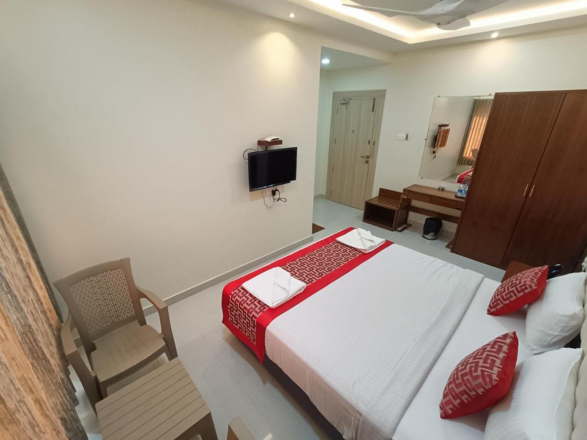 Sri Aswin Grand Hotel Nāmakkal Exterior foto