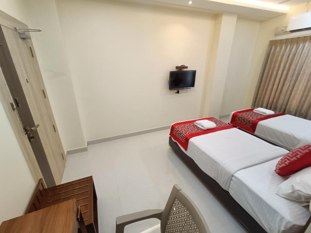 Sri Aswin Grand Hotel Nāmakkal Exterior foto