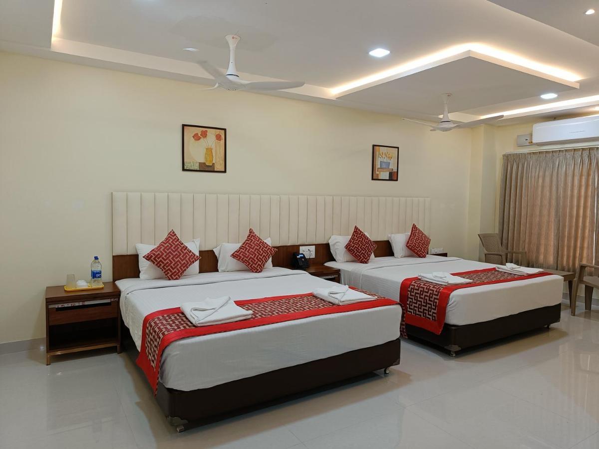 Sri Aswin Grand Hotel Nāmakkal Exterior foto