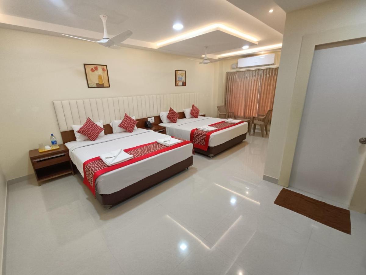 Sri Aswin Grand Hotel Nāmakkal Exterior foto